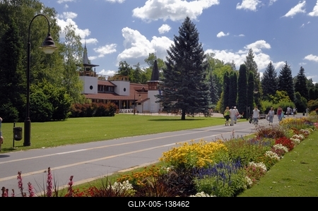 A Hévízi Tófürdő bejárata-stock-foto