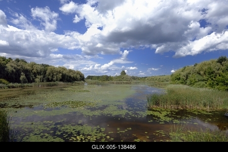 A Kis-Balaton látképe Zalaváron-stock-foto