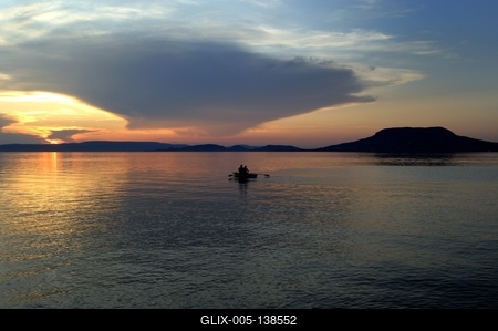 Balatoni naplemente Fonyódon-stock-foto