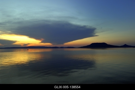 Balatoni naplemente Fonyódon-stock-foto