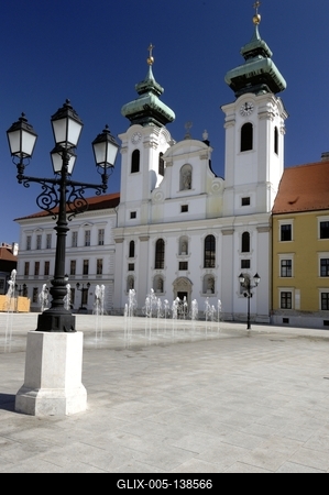 Győr, Széchenyi tér-stock-foto
