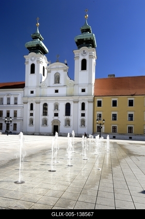 Győr, Széchenyi tér-stock-foto