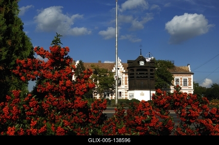 Tata, Harangláb az Országgyűlés téren-stock-foto