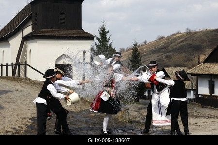 Hollókői Húsvéti Fesztivál-stock-foto