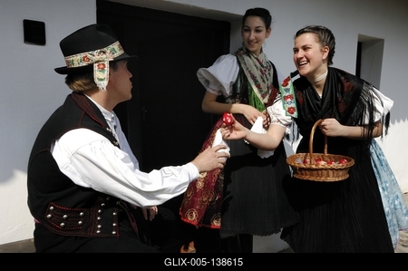 Hollókői Húsvéti Fesztivál-stock-foto