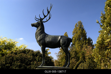 Szarvas, a város jelképévé vált Szarvas szobor-stock-foto