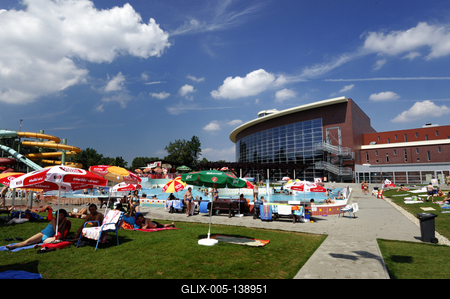 Szeged, Napfényfürdő Aquapolis-stock-foto