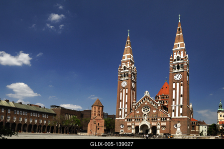 Szeged, Fogadalmi templom-stock-foto