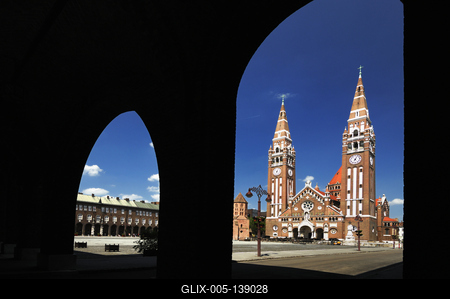 Szeged, Fogadalmi templom-stock-foto