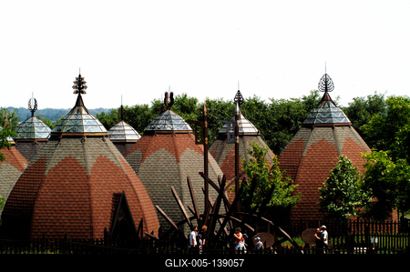 Csete-jurták a Nemzeti Történeti Emlékparkban-stock-foto