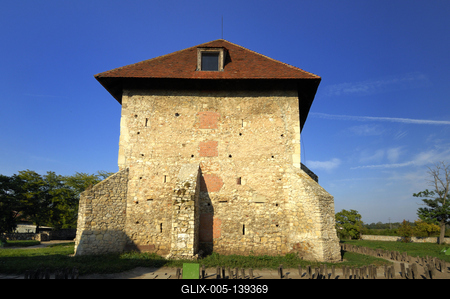 Szabadbattyán, Kula-torony (Kula-vár)-stock-foto