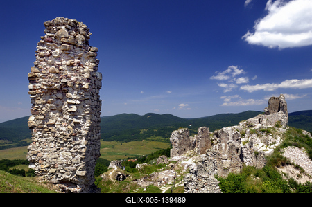 A Regéci vár romjai-stock-foto