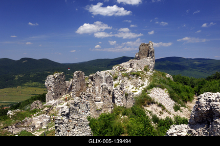 A Regéci vár romjai-stock-foto