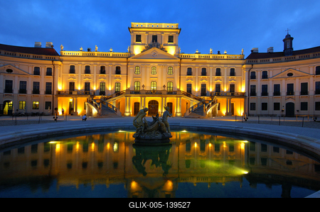 Fertőd, az Esterházy-kastély és parkja-stock-foto