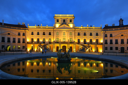 Fertőd, az Esterházy-kastély és parkja-stock-foto