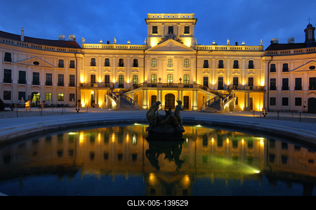 Fertőd, az Esterházy-kastély és parkja-stock-foto
