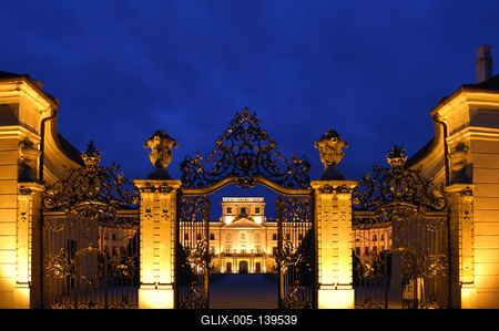 Fertőd, az Esterházy-kastély és parkja-stock-foto