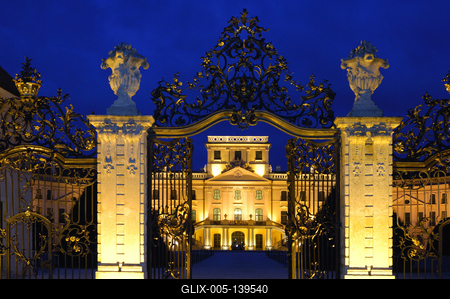 Fertőd, az Esterházy-kastély és parkja-stock-foto