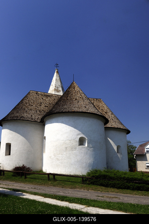 Rábaszentmiklós, Szent Miklós körkápolna-stock-foto