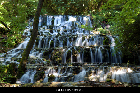 A Fátyol-vízesés a Szalajka-völgyben-stock-foto