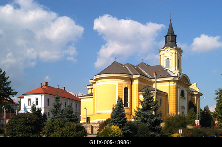 Sátoraljaújhely, Római katolikus plébániatemplom-stock-foto