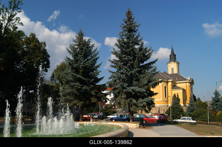 Sátoraljaújhely, Római katolikus plébániatemplom-stock-foto