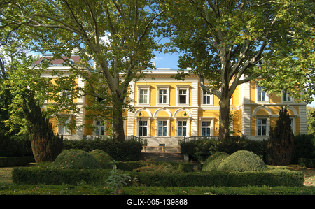 A Károlyi-kastély Füzérradványban-stock-foto