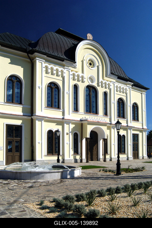 Tokaj, Kulturális és Konferencia Központ (volt zsinagóga)-stock-foto