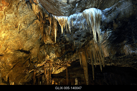 Az Aggteleki-cseppkőbarlang-stock-foto