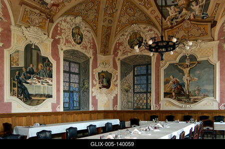 A Pannonhalmi Bencés Főapátság ebédlőterme-stock-foto