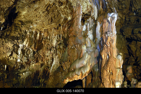 Az Aggteleki-cseppkőbarlang-stock-foto