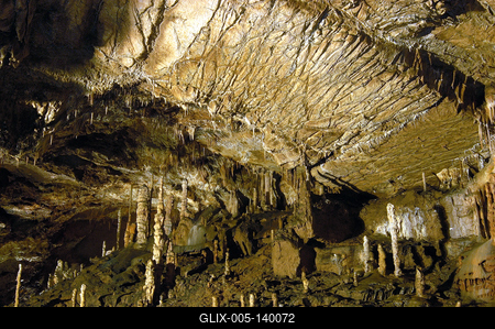 Az Aggteleki-cseppkőbarlang-stock-foto