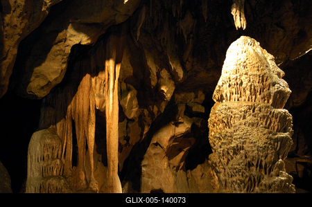 Az Aggteleki-cseppkőbarlang-stock-foto