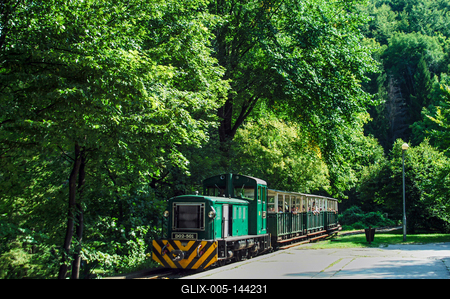 Lillafüredi Állami Erdei Vasút-stock-foto