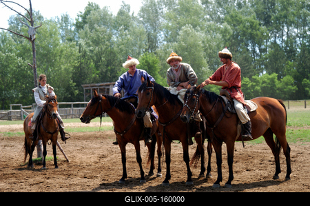 Lovasbemutató Ópusztaszeren-stock-foto