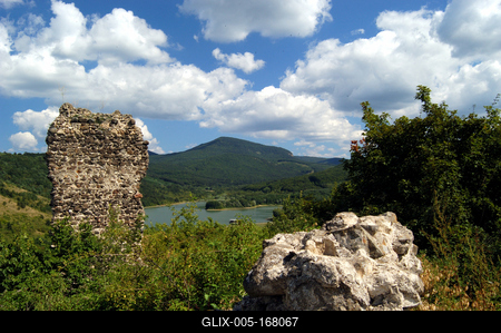 A hasznosi víztározó a Mátra- alján Pásztó határában-stock-foto