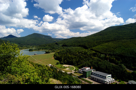 A hasznosi víztározó a Mátra- alján Pásztó határában-stock-foto