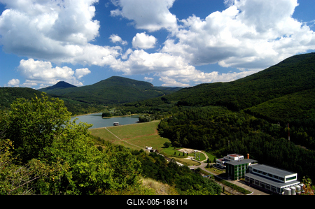 A hasznosi víztározó a Mátra- alján Pásztó határában-stock-foto