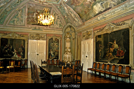 A Sárvári Nádasdy vár lovagterme-stock-foto