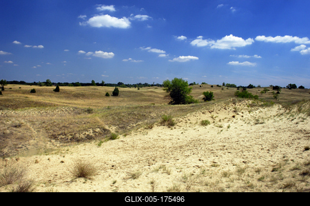 Homokbuckák a Kiskunságban-stock-foto