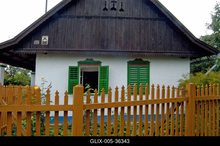 Tájház, Boldog-stock-foto