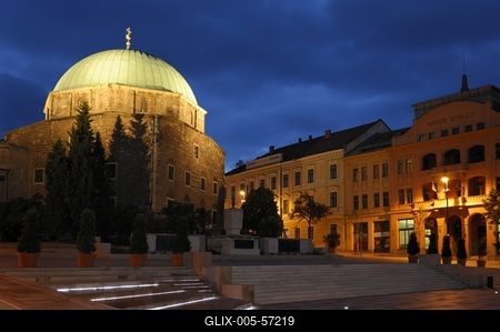 Pécs - Széchenyi tér-stock-foto