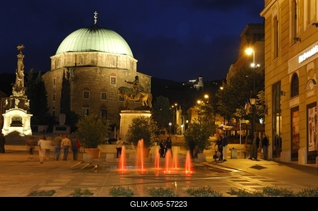 Pécs - Széchenyi tér-stock-foto
