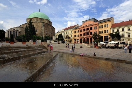 Pécs - Széchenyi tér-stock-foto