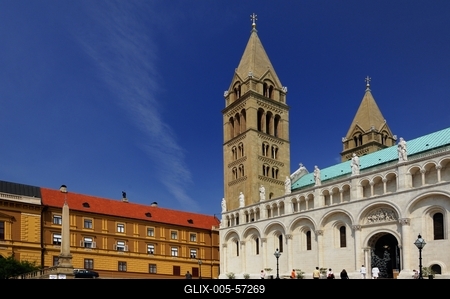 Pécs - Püspöki palota-stock-foto