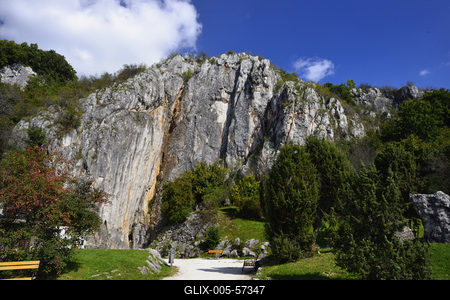 Aggteleki-cseppkőbarlang-stock-foto