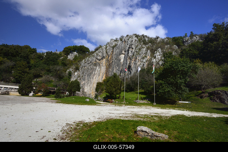 Aggteleki-cseppkőbarlang-stock-foto