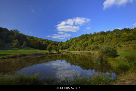 Vörös-tó, Jósvafő-stock-foto