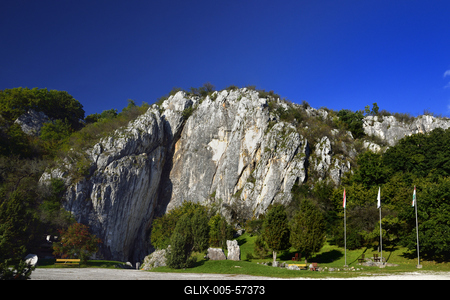 Aggteleki-cseppkőbarlang-stock-foto