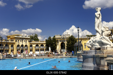 Budapest - Széchenyi gyógyfürdő-stock-foto
